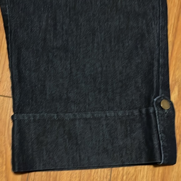 Lee Jeans Women Just Below The Waist Capri shorts Stretch Denim Cotton 12 Medium - Picture 3 of 11